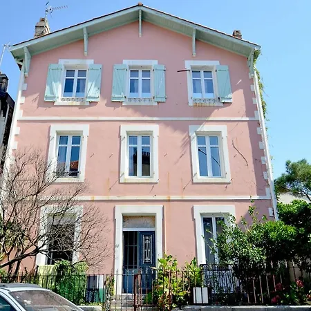 Appartement Gambetta Stylish 2 Bedrooms - Between Beach & Fresh Market *